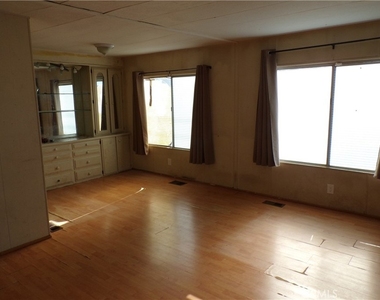 12710 3rd Street - Photo Thumbnail 3