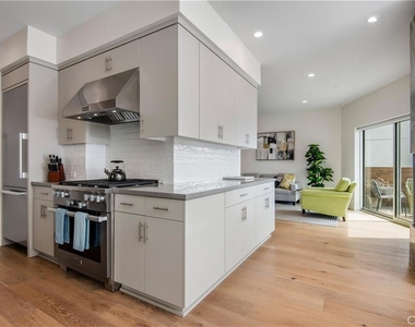 3920 E Coast Highway - Photo Thumbnail 19