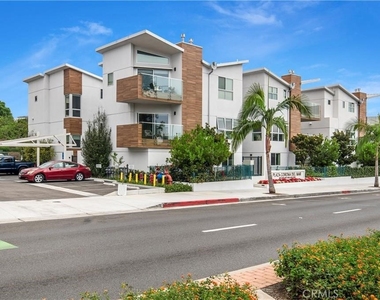 3920 E Coast Highway - Photo Thumbnail 1