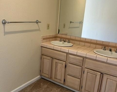 1071 Almaden Village Lane - Photo Thumbnail 12