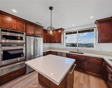 12646 10th Street - Photo Thumbnail 8