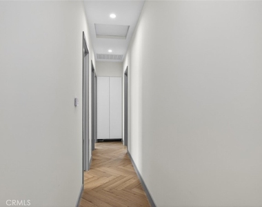 10843 Cantara Street - Photo Thumbnail 13