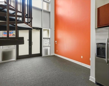 809 Clay St - Photo Thumbnail 8