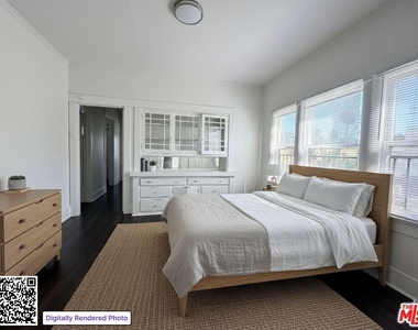 2148 S Oak Street - Photo Thumbnail 2