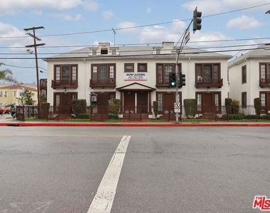 2148 S Oak Street - Photo Thumbnail 5