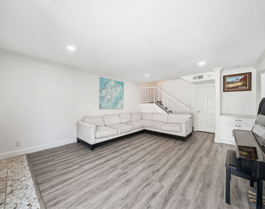 3442 Del Amo Boulevard - Photo Thumbnail 12