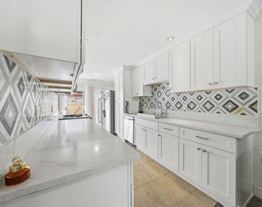 3442 Del Amo Boulevard - Photo Thumbnail 18