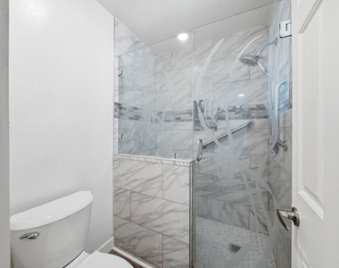 3442 Del Amo Boulevard - Photo Thumbnail 9