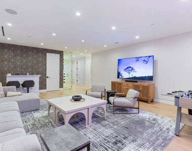 731 N Curson Avenue - Photo Thumbnail 54