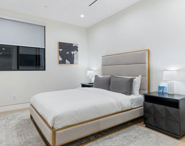 731 N Curson Avenue - Photo Thumbnail 50