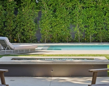 731 N Curson Avenue - Photo Thumbnail 64