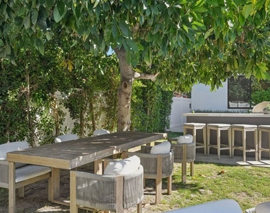 731 N Curson Avenue - Photo Thumbnail 63