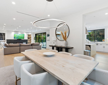731 N Curson Avenue - Photo Thumbnail 16