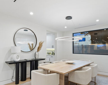731 N Curson Avenue - Photo Thumbnail 17