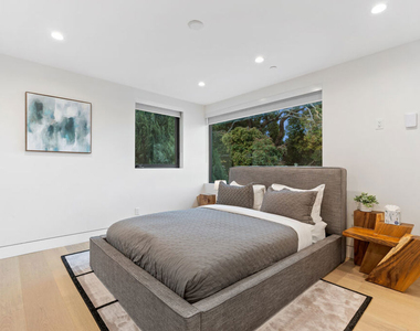 731 N Curson Avenue - Photo Thumbnail 36
