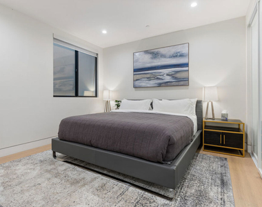 731 N Curson Avenue - Photo Thumbnail 46