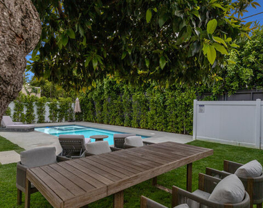 731 N Curson Avenue - Photo Thumbnail 70