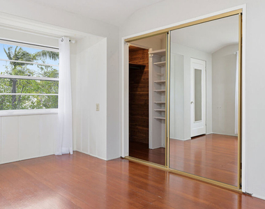 820 Crestmoore Place - Photo Thumbnail 15