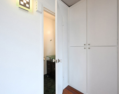 100 S Doheny Drive - Photo Thumbnail 15
