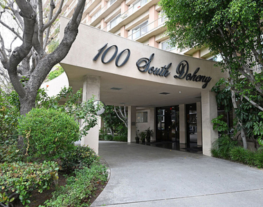 100 S Doheny Drive - Photo Thumbnail 18