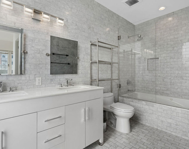 20 28th Avenue - Photo Thumbnail 10
