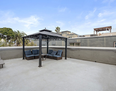 20 28th Avenue - Photo Thumbnail 15