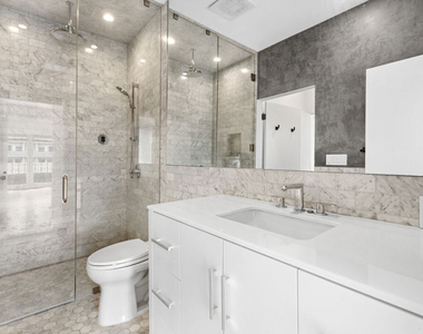 20 28th Avenue - Photo Thumbnail 13