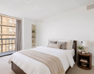 10751 Wilshire Boulevard - Photo Thumbnail 4