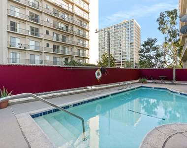10751 Wilshire Boulevard - Photo Thumbnail 10