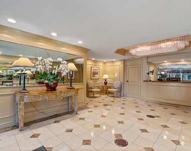 10751 Wilshire Boulevard - Photo Thumbnail 9