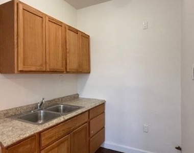 2795 W 8th Street - Photo Thumbnail 12