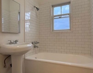 2795 W 8th Street - Photo Thumbnail 9