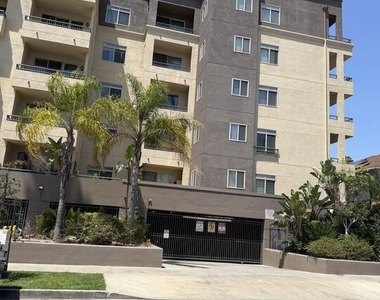 991 Arapahoe Street - Photo Thumbnail 1