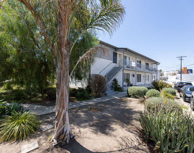 4119 Marlton Avenue - Photo Thumbnail 13
