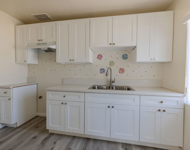4119 Marlton Avenue - Photo Thumbnail 4