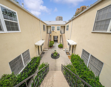 1238 S Beverly Glen Boulevard - Photo Thumbnail 20