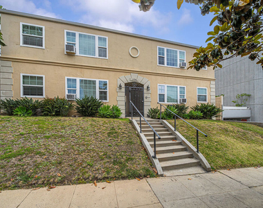 1238 S Beverly Glen Boulevard - Photo Thumbnail 21