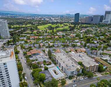 1238 S Beverly Glen Boulevard - Photo Thumbnail 19
