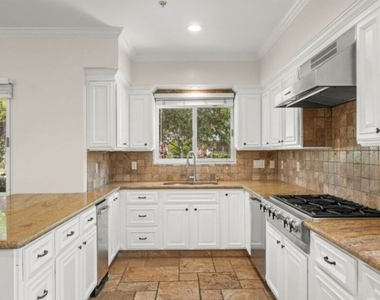 10616 Kinnard Avenue - Photo Thumbnail 8