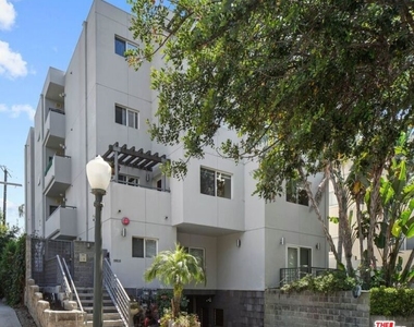 10616 Kinnard Avenue - Photo Thumbnail 29