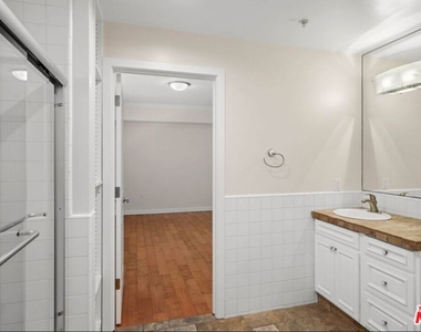 10616 Kinnard Avenue - Photo Thumbnail 25