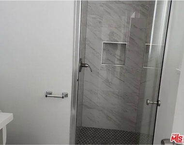 119 S Westmoreland Avenue - Photo Thumbnail 8