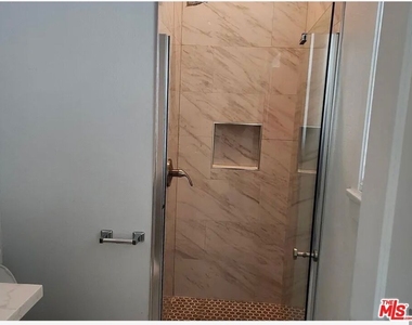 119 S Westmoreland Avenue - Photo Thumbnail 9