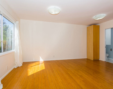 2410 Abbot Kinney Boulevard - Photo Thumbnail 4