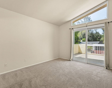22840 Sparrowdell Drive - Photo Thumbnail 11