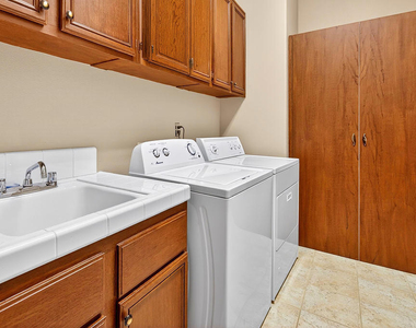 128 Kavenish Drive - Photo Thumbnail 11