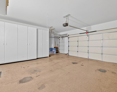 128 Kavenish Drive - Photo Thumbnail 12