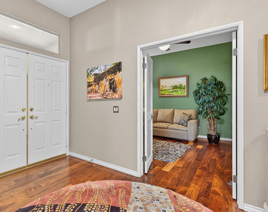 128 Kavenish Drive - Photo Thumbnail 6