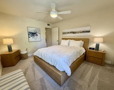 240 Santa Barbara Circle - Photo Thumbnail 12