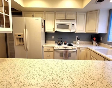 46568 Arapahoe Drive - Photo Thumbnail 16